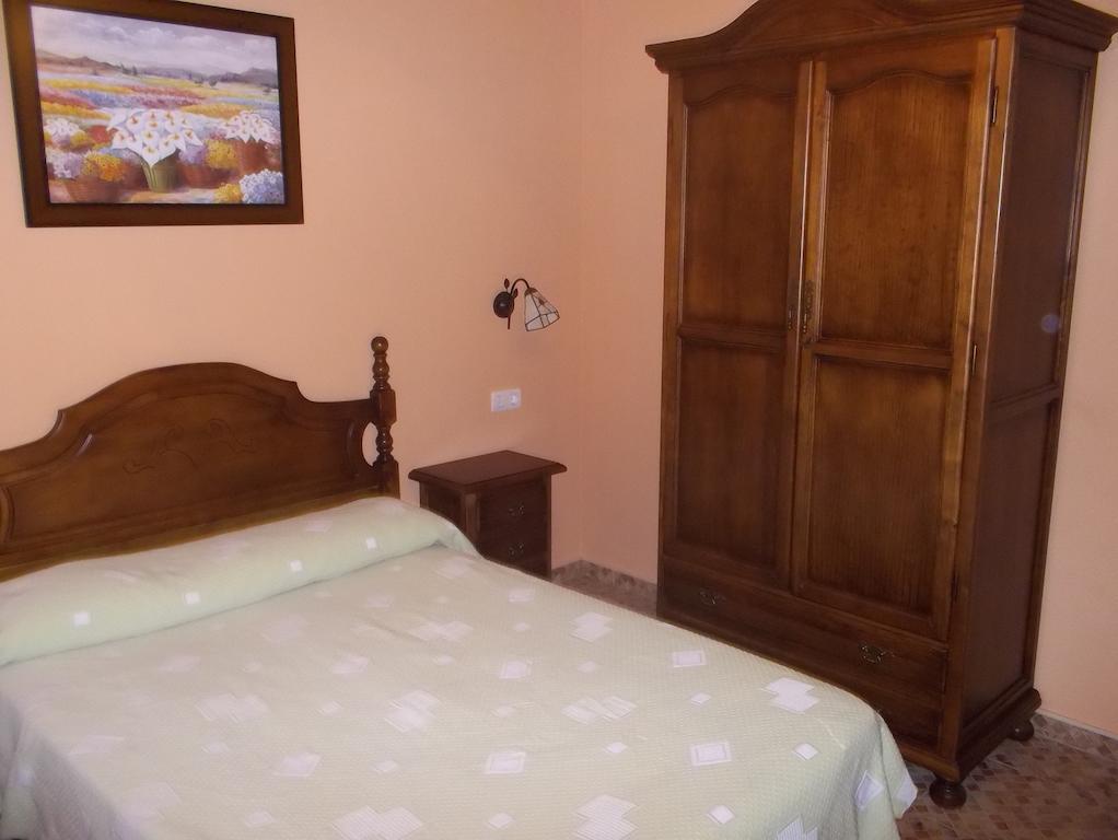 Hostal Monteolivos Cártama Chambre photo